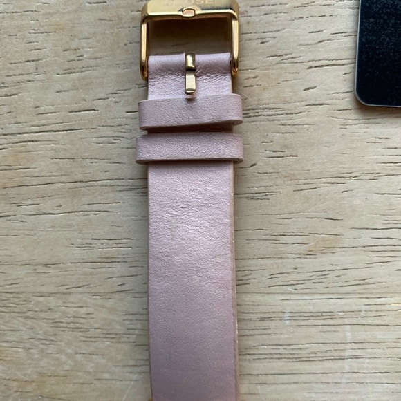Cluse women’s watch - rose gold and baby pink - Picture 5 of 12